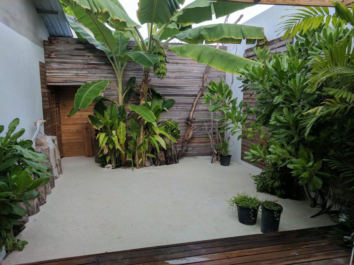Rasdhoo Wave Blue Bed and Breakfast Exteriör bild