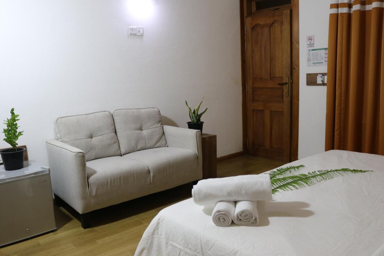 Rasdhoo Wave Blue Bed and Breakfast Exteriör bild